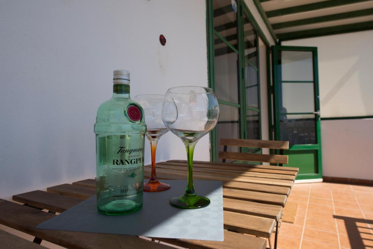 El Gin Apartment Playa Blanca  Exterior photo